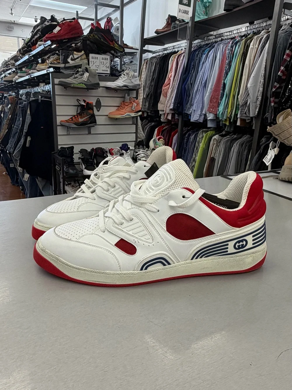 Gucci White & Red Basket Low-Top Sneaker